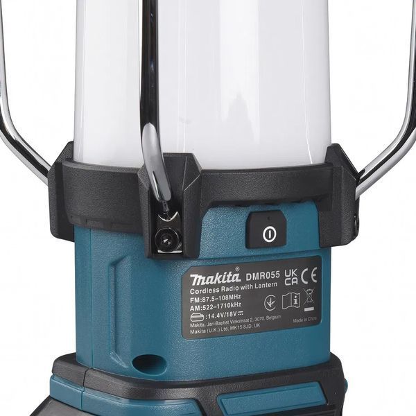 Акумуляторний радіоприймач з ліхтарем Makita DMR055 DMR055 фото