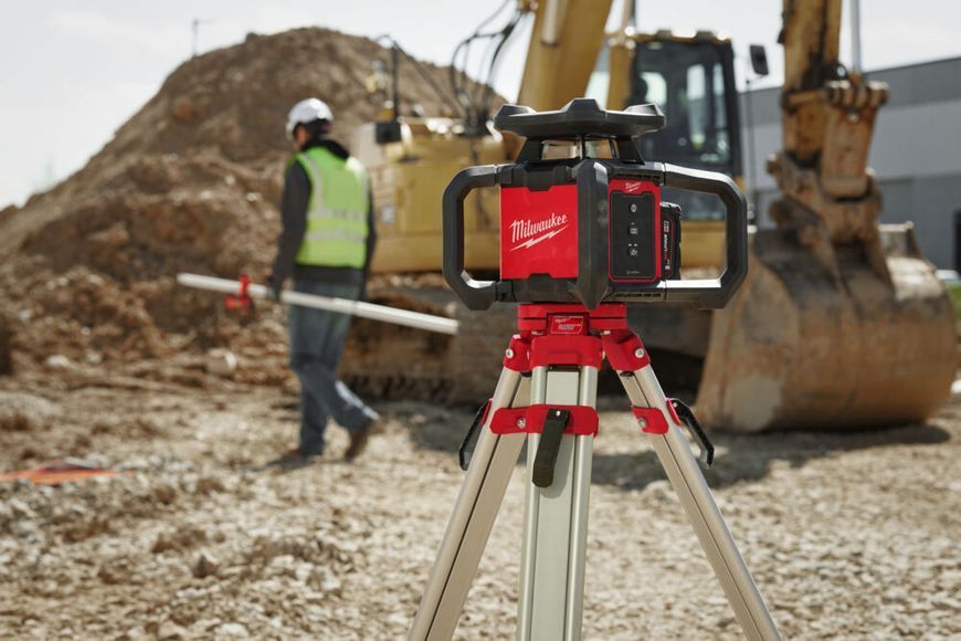 Рівень лазерний ротаційний акумуляторний MILWAUKEE M18 RLOH600-201C 600м 4933493191 фото