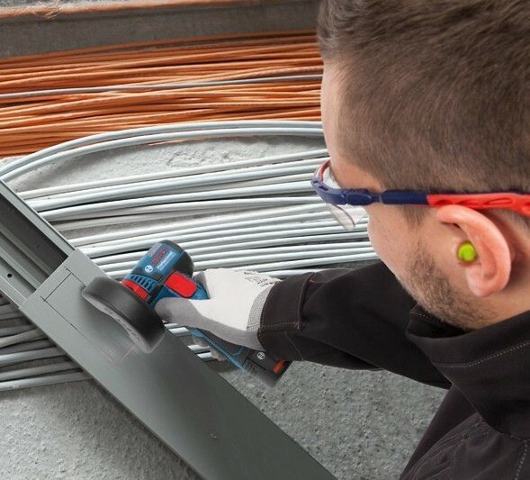 Кутова шліфувальна машина Bosch GWS 12V-76 (06019F2000) (без акумулятора і ЗП) 06019F2000 фото