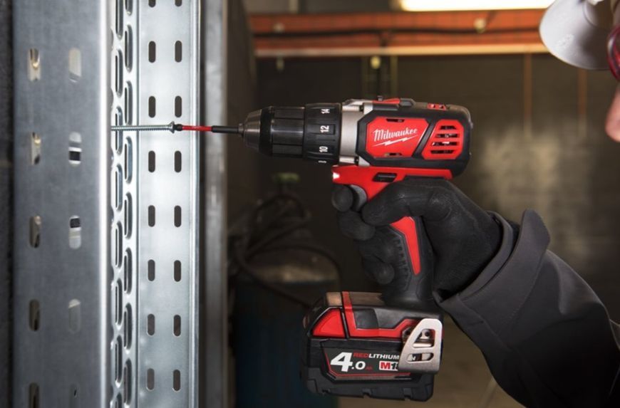 Дриль - шуруповерт, крут. мом. 50 Нм, MILWAUKEE M18 BDD-0 4933443530 4933443530 фото