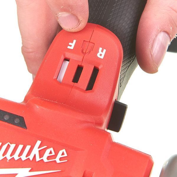 Шліфмашина універсальна відрізна акумуляторна MILWAUKEE M12 FCOT, 76мм 4933464618 фото
