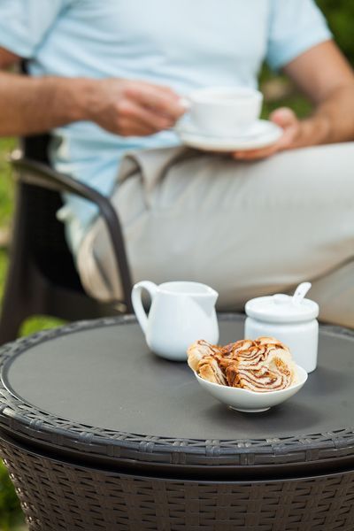 Стол - бар пластиковий Keter Cool Bar Rattan, колір сірий 7290103660550 фото
