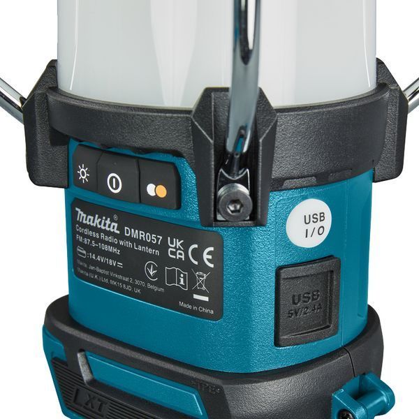 Акумуляторний радіоприймач з ліхтарем, Bluetooth, USB Makita DMR057 DMR057 фото