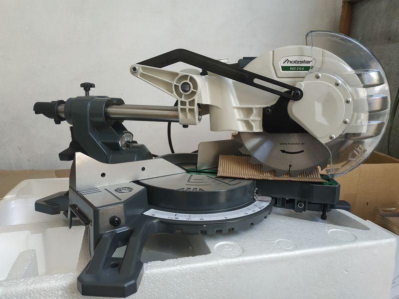 Торцювальна пила по дереву Holzstar KGZ 210E 5702210 фото