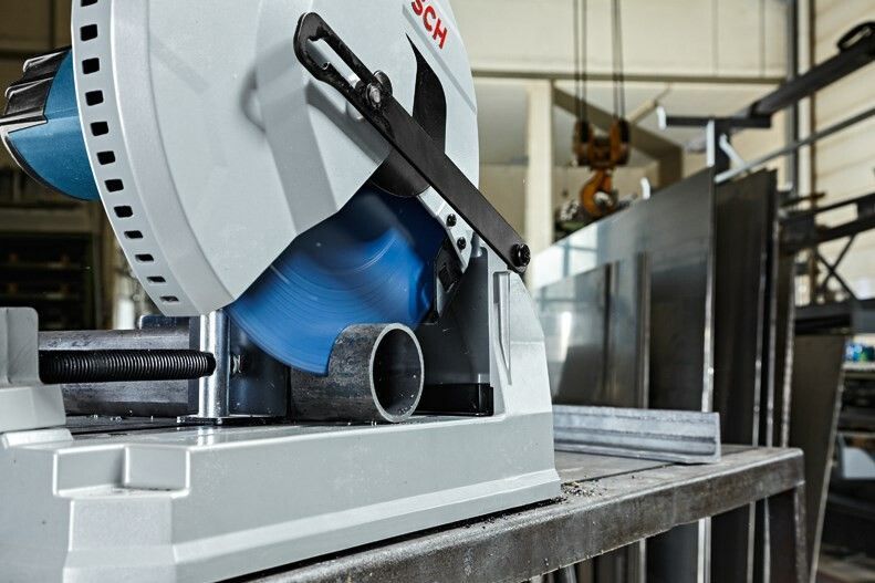 Монтажна пилка Bosch GCD 12 JL 0601B28000 фото