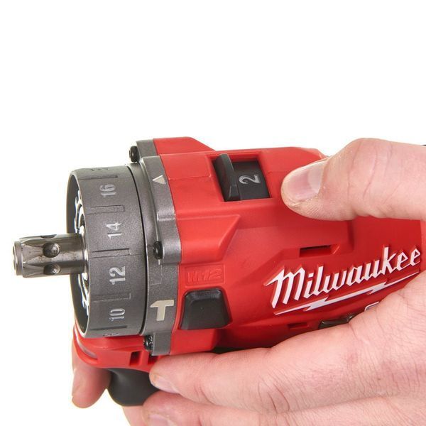 Дриль-шурупокрут з ударом акумуляторний MILWAUKEE, M12 FPDX-0, 37Нм, 4933464135 фото