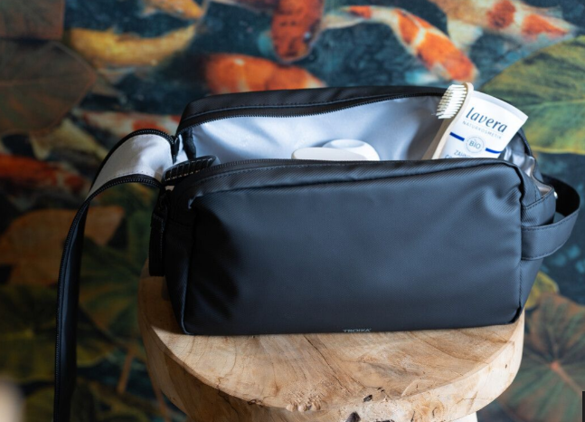 Сумка "BLACK WASHBAG 2 "поліестер, косметичка, 32 х 15 х 4,5 см, чорна BBL65/BK фото