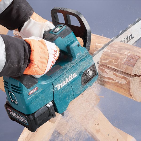 Акумуляторна ланцюгова пила Makita XGT 40 V MAX UC004GM101 UC004GM101 фото