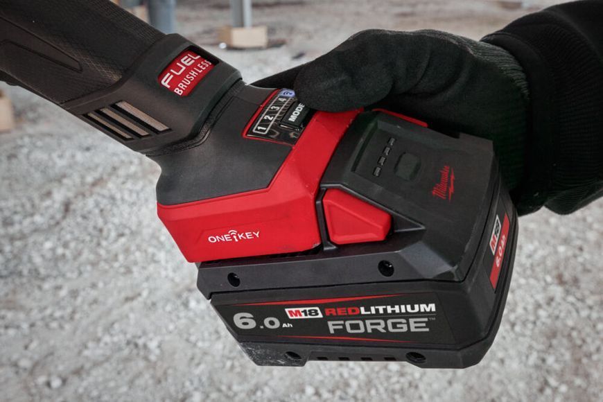 Шліфмашина кутова акумуляторна MILWAUKEE, M18 FHSAGO125VXPDB2-0X, &Oslash;125мм (HDкейс) 4933493419 фото