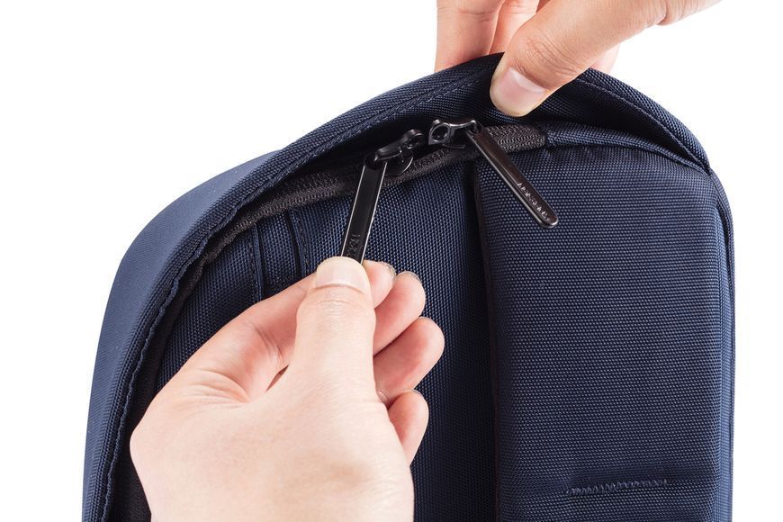 Рюкзак антивор XD Design Bobby Sling , синий P705.785 фото