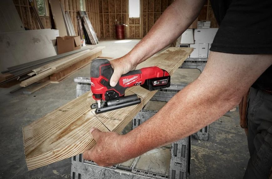 Пила лобзикова акумуляторна безщіткова MILWAUKEE M18 FBJS-0X (каркас+HD кейс) 4933464799 фото