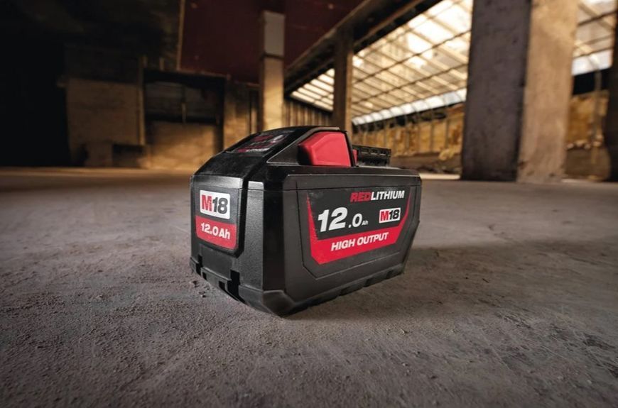 Акумулятор Li-Ion HIGH OUTPUT MILWAUKEE, M18 HB12 (12Аг) 4932464260 фото