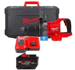 Гайкокрут високомоментний 1'' (2711 Нм) MILWAUKEE M18 FUEL ONEFHIWF1DS-121C (+ заряд.пристрій, акум., HD кейс) FORGE 4933499253 фото