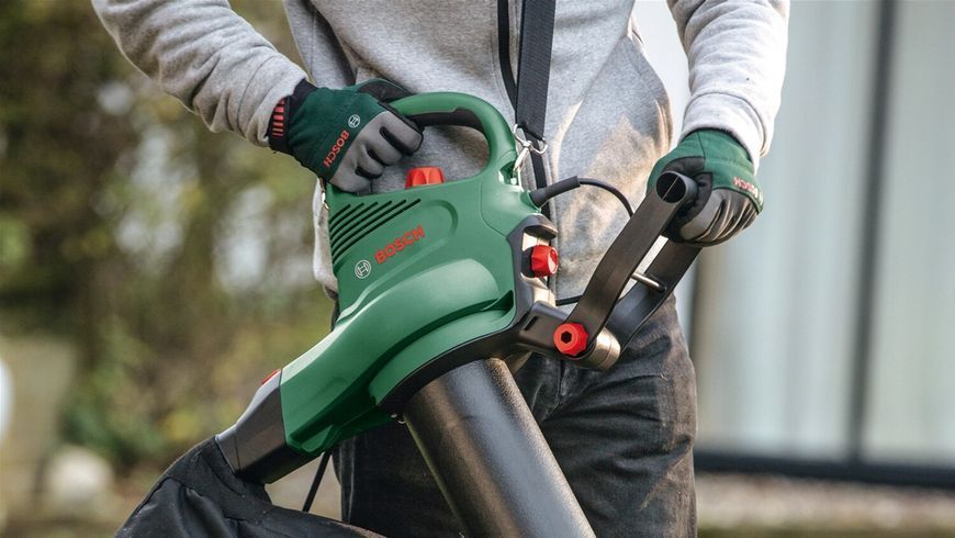 Повітродувка-пилосос Bosch UniversalGardenTidy 3000 (06008B1001) 06008B1001 фото