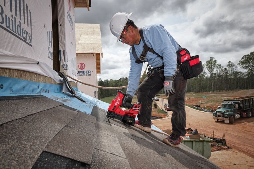 Пістолет цвяхозабивний акумуляторний MILWAUKEE M18 FRCN45-0X (HD кейс) 4933498168 фото