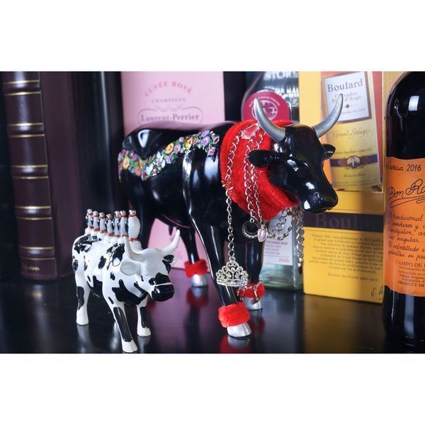Коллекционная статуэтка корова Haute Cow-ture, Size L 46495 фото