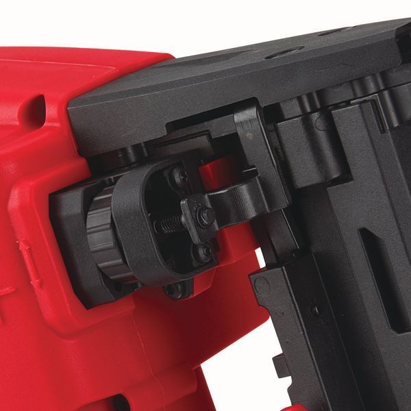 Степлер скобозабивний акумуляторний MILWAUKEE, M18 FNCS18GS-0X, скоба 9,5-38 мм (HD кейс) 4933471942 фото