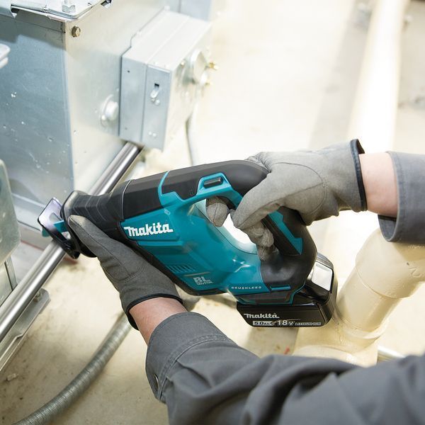 Акумуляторна шабельна пила Makita DJR188Z (без АКБ) DJR188Z фото