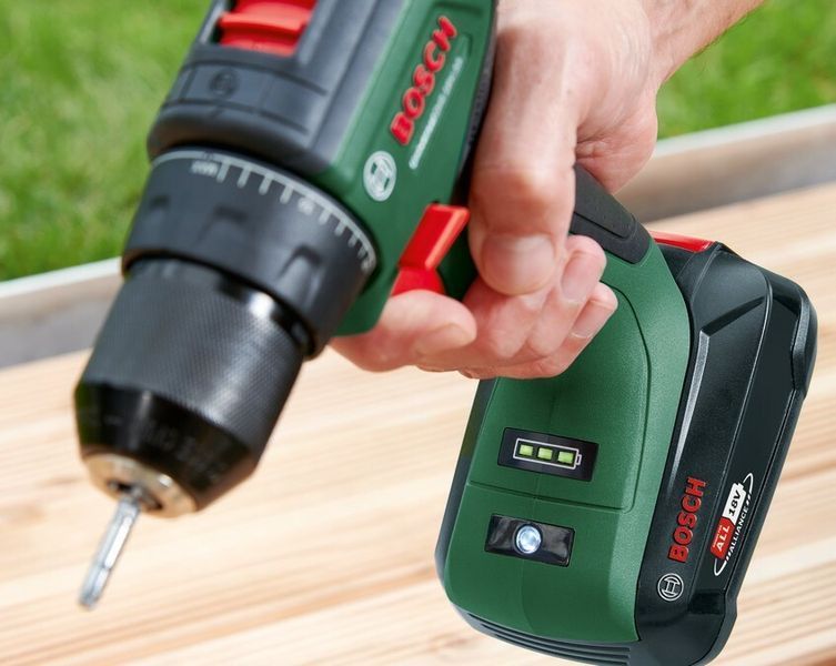 Акумуляторний дриль-шурупокрут Bosch UniversalDrill 18V-60 (06039D7000) (без АКБ та ЗП) 06039D7000 фото