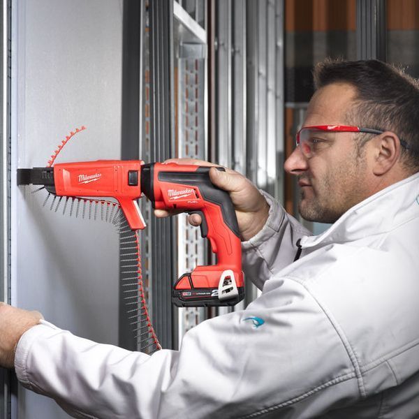 Шуруповерт для гипсокартона MILWAUKEE M18 FUEL FSGC-202X крут. мом. 13 Нм, 4933459199 4933459199 фото