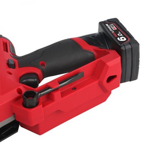 Пила ланцюгова акумуляторна шина 15 см MILWAUKEE M12 FUEL FHS-602X 4933472212 фото