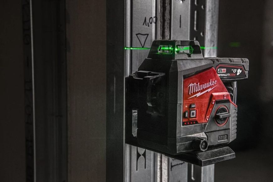 Нівелір лазерний 3D нівелір акумуляторний MILWAUKEE, M12 3PL-0C (кейс) 4933478103 фото