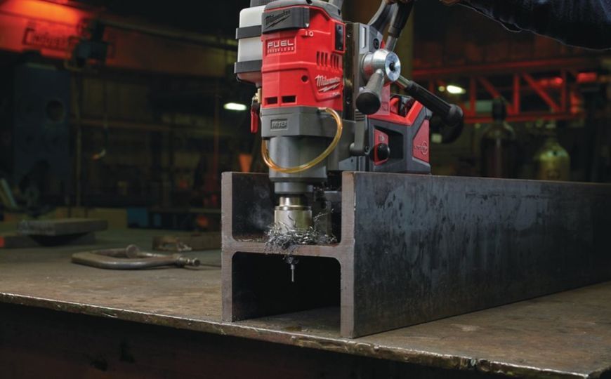 Дриль на магнітній станині акумуляторна MILWAUKEE, M18 FMDP-0C (кейс) 4933451636 фото