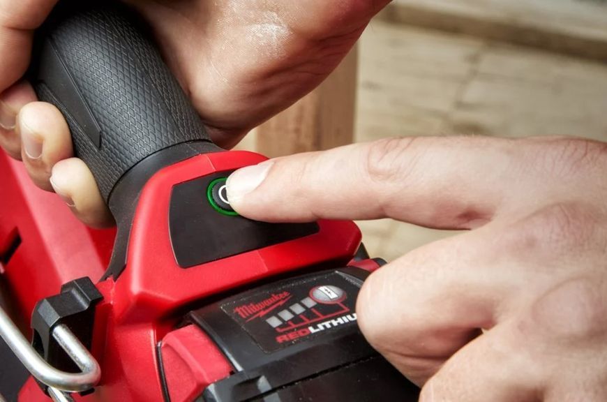 Пістолет цвяхозабивний акумуляторний безщітковий MILWAUKEE M18 FUEL FFNS-502C 4933478302 4933478302 фото