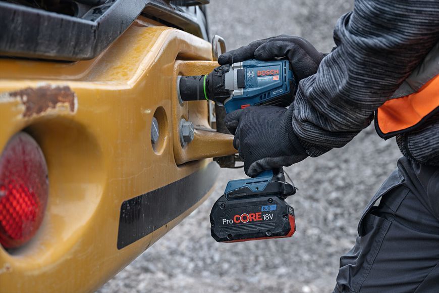 Акумуляторний ударний гайкокрут Bosch GDS 18V-750 C (06019L9000) (без АКБ та ЗП) 06019L9000 фото