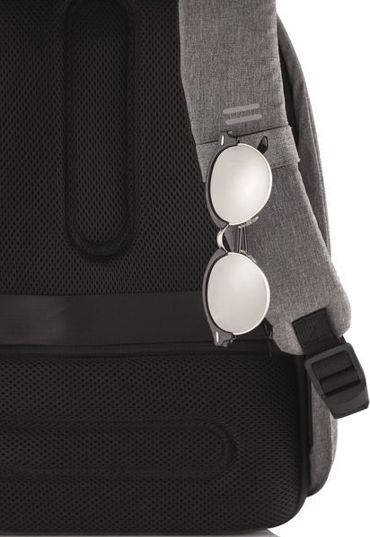 Рюкзак антизлодій XD Design Bobby Hero Small /сірий P705.702 фото