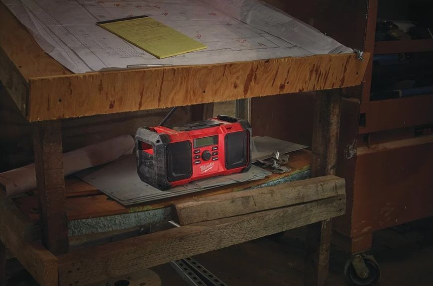 Акумуляторне радіо DAB+ M18 JSR DAB+-0 MILWAUKEE 4933451251 4933451251 фото