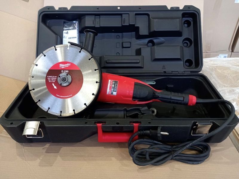 Кутова шліфувальня машина MILWAUKEE 230 мм AG22-230DMS-DSET (+ захисний кожух, бокова рукоятка, фланець, фланцева гайка, кабель, 4933440292 фото