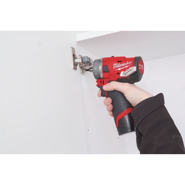 Дриль-шурупокрут з ударом акумуляторний MILWAUKEE, M12 FPDXKIT-202X, 44Нм, (+ заряд.пристрій, 2 акум., знімний патрон, 2 насадки 4933464138 фото