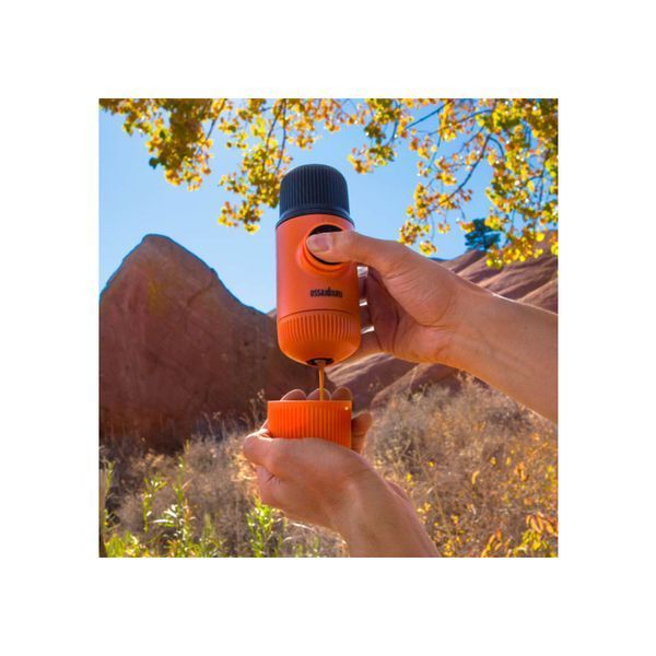 Портативна еспресо-кавоварка Wacaco Nanopresso помаранчева WNANOORNG фото