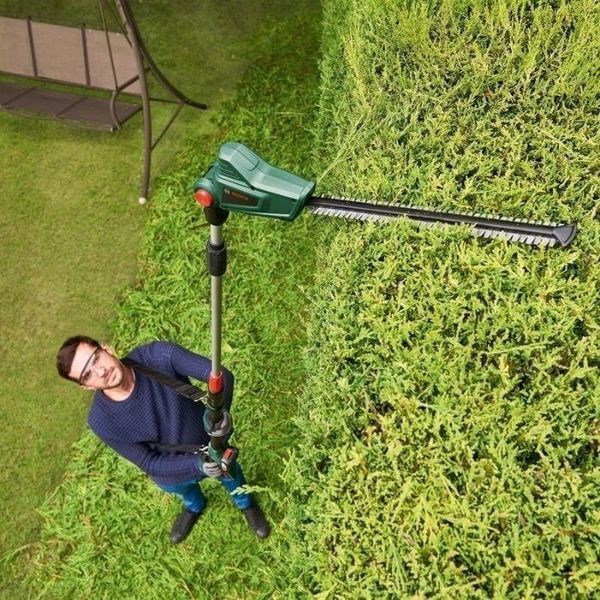 Акумуляторний кущоріз Bosch UniversalHedgePole 18 (06008B3001) (без АКБ та ЗП) 06008B3001 фото