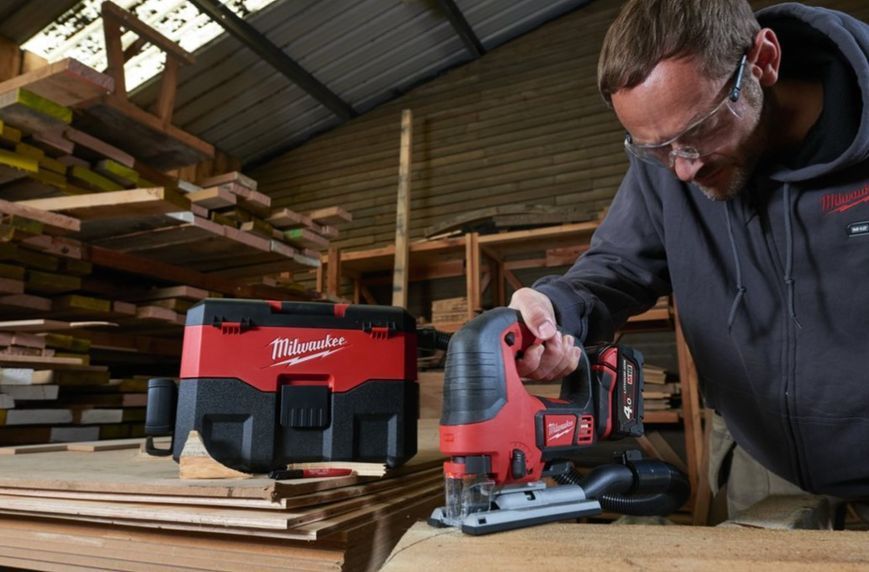 Лобзик акумуляторний MILWAUKEE, M18 BJS-0 (+ полотно, адаптер, кожух, насадка, накладка підошви) 4933451391 фото