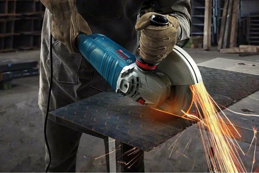 Кутова шліфмашина Bosch GWS 24-230 P (06018C3100) 06018C3100 фото