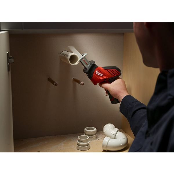 Акумуляторна шабельна пилка MILWAUKEE C12 HZ-202С 4933441195 (+ заряд.пристрій, 2 акум., HD кейс) 4933441195 фото