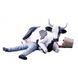 Коллекционная статуэтка корова Sitting on Mant, Size М 47811 фото 1